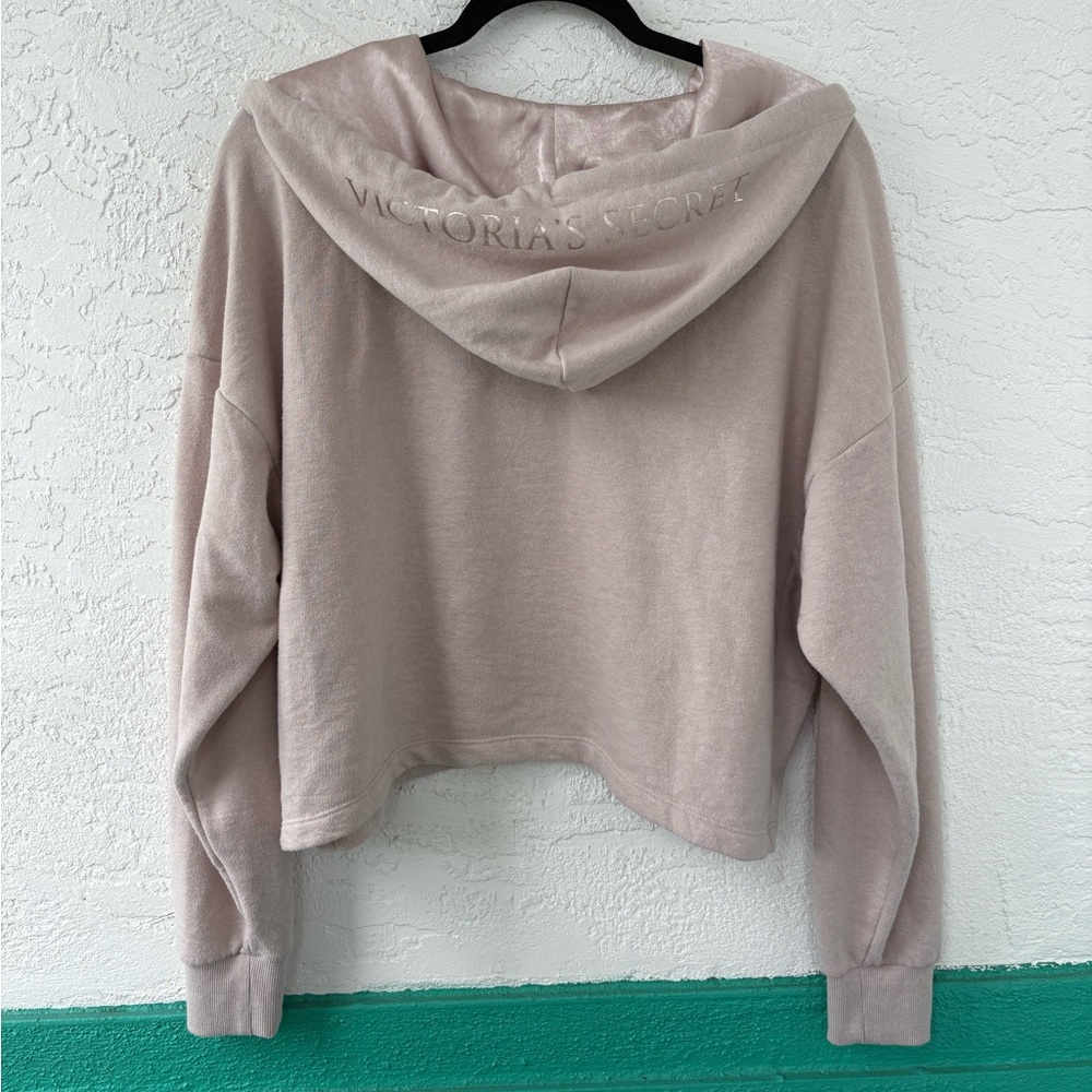 Victoria’s Secret Cropped Pink Medium Hoodie Embroidered Logo On Hood